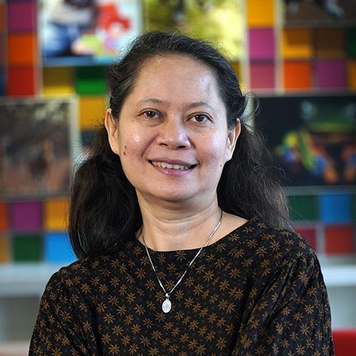 Yohana Ratrin Hestyanti, Psikolog