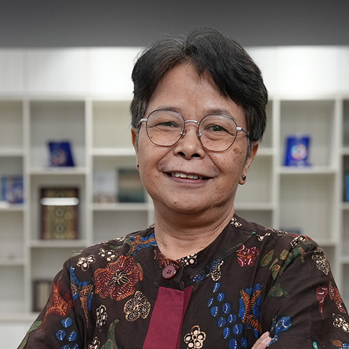 Tutty I. Sodjakusumah, M.Sc., M.Litt., Psikolog