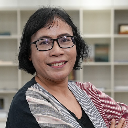 Ester Lince Napitupulu, S.Sos